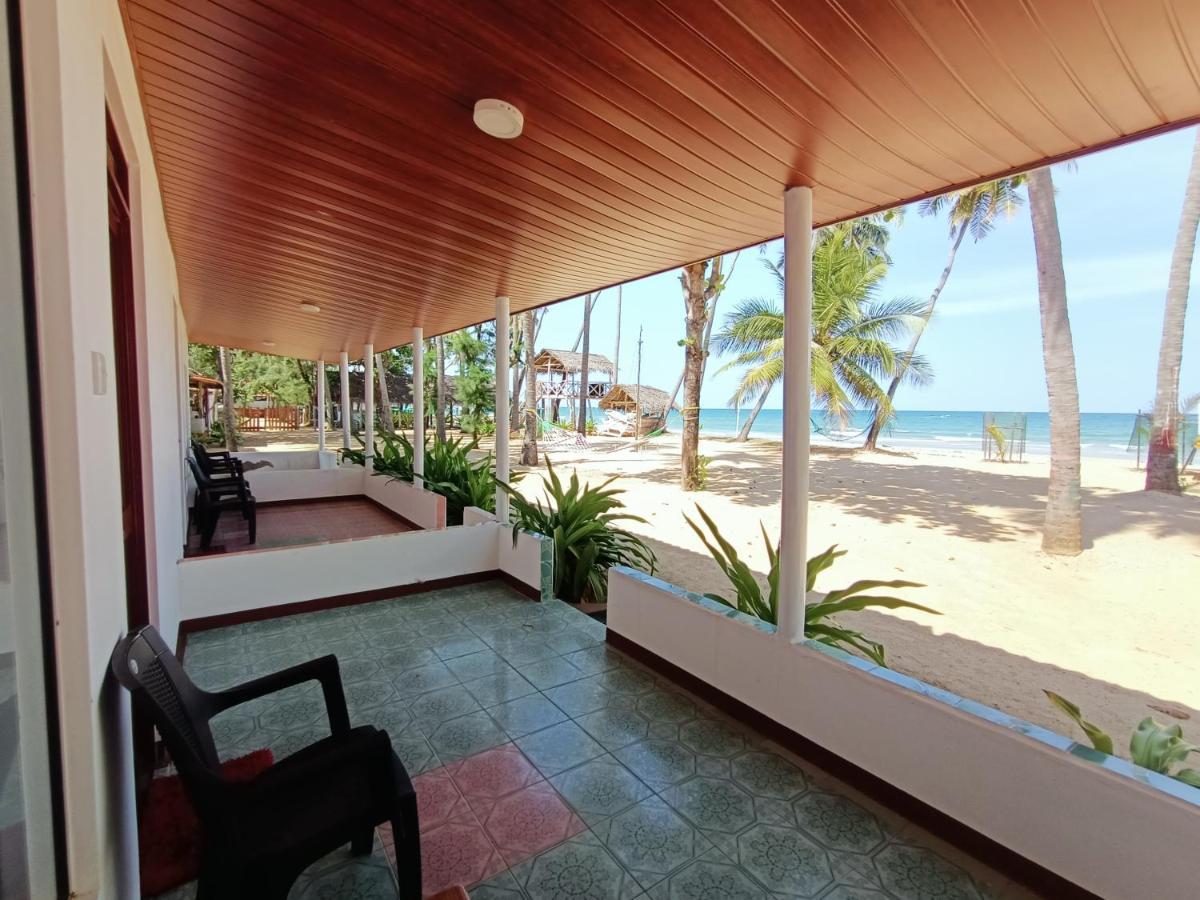 French Garden Pragash Beach Hotel Trincomalee Eksteriør bilde